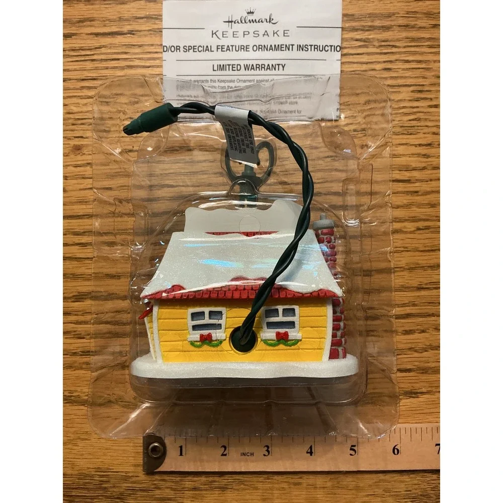 Hallmark Keepsake Disney Mickey Mouse Christmas House Light Up Ornament 2008